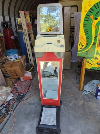 Watling Scale Co. Coin-Operated Scale